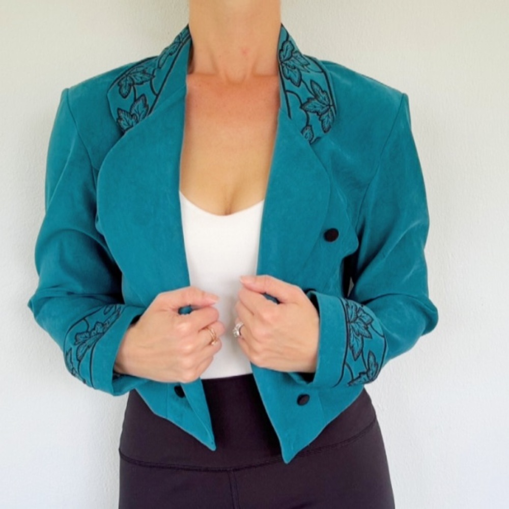 Vintage teal blue black suede leaf embroidered bolero style jacket size 10